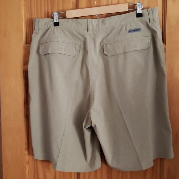 Patagonia shorts - Picture 6 of 9